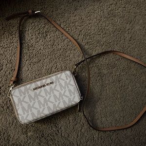 Michael Kors Crossbody